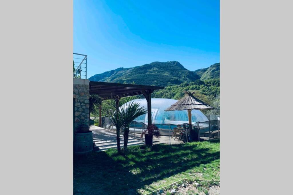 2P Au Coeur Des Montagnes Avec Piscine Chauffee Apartment Puget-Theniers Exterior photo